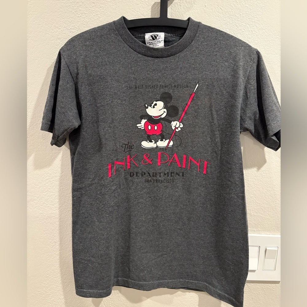 Vintage Walt Disney Family Museum Made in the USA 90’s T-shirt Youth Size XL